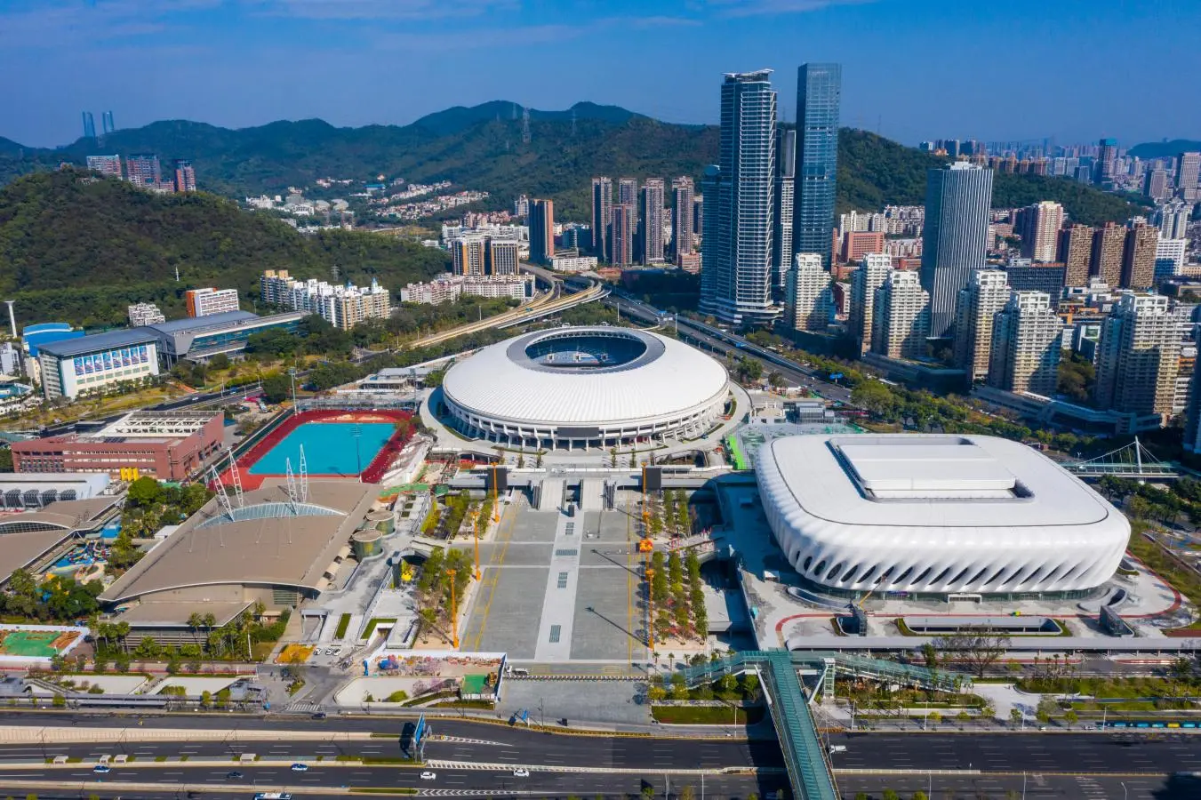 其中D组女, 岁的张逸鸣