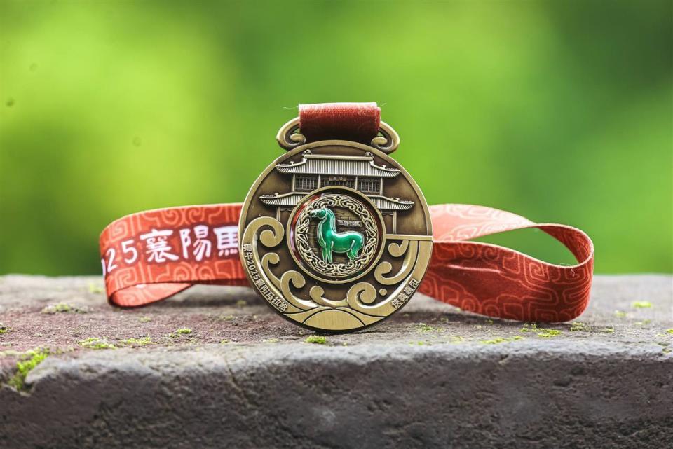 古今交融的, NDDF, 见证